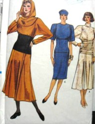 9682 VOGUE STRT-FLARE MIDRIFF DRESS LENGTHS (HOOD) PATTERN 6-10